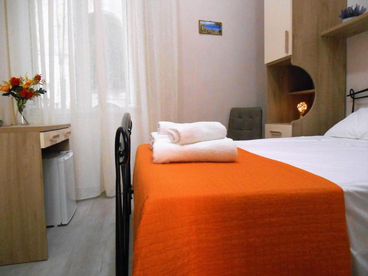 Essenza Di Napoli Bed & Breakfast Ngoại thất bức ảnh