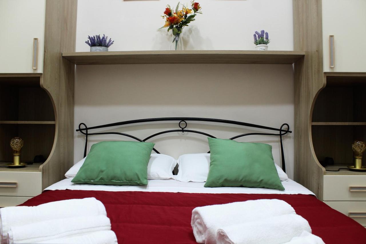 Essenza Di Napoli Bed & Breakfast Ngoại thất bức ảnh