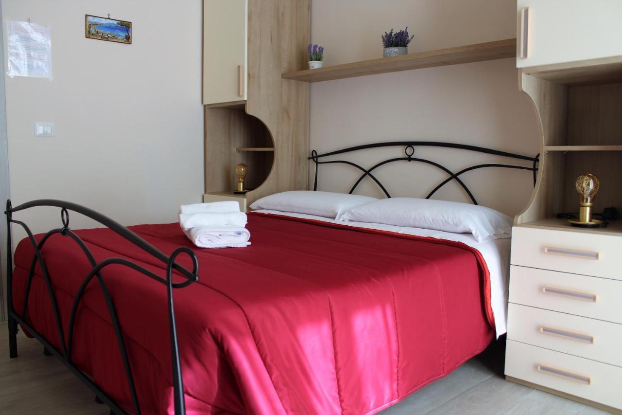 Essenza Di Napoli Bed & Breakfast Ngoại thất bức ảnh