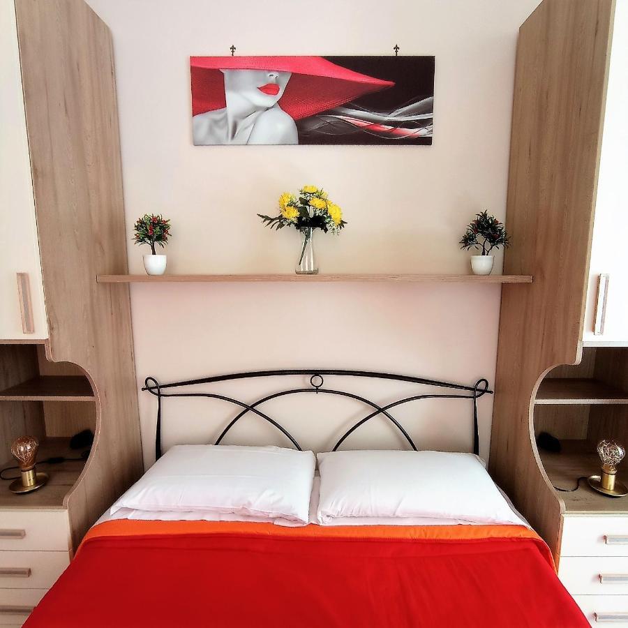 Essenza Di Napoli Bed & Breakfast Ngoại thất bức ảnh